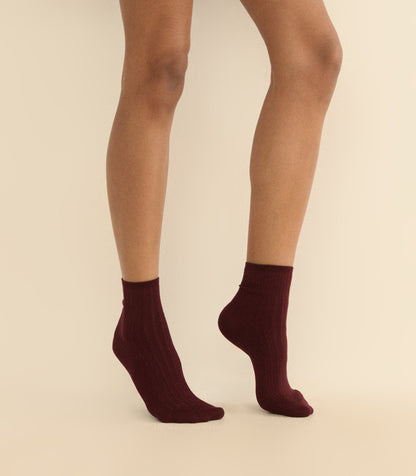 Collégien La Mini Ribbed Cotton Ankle Sock in Bordeaux