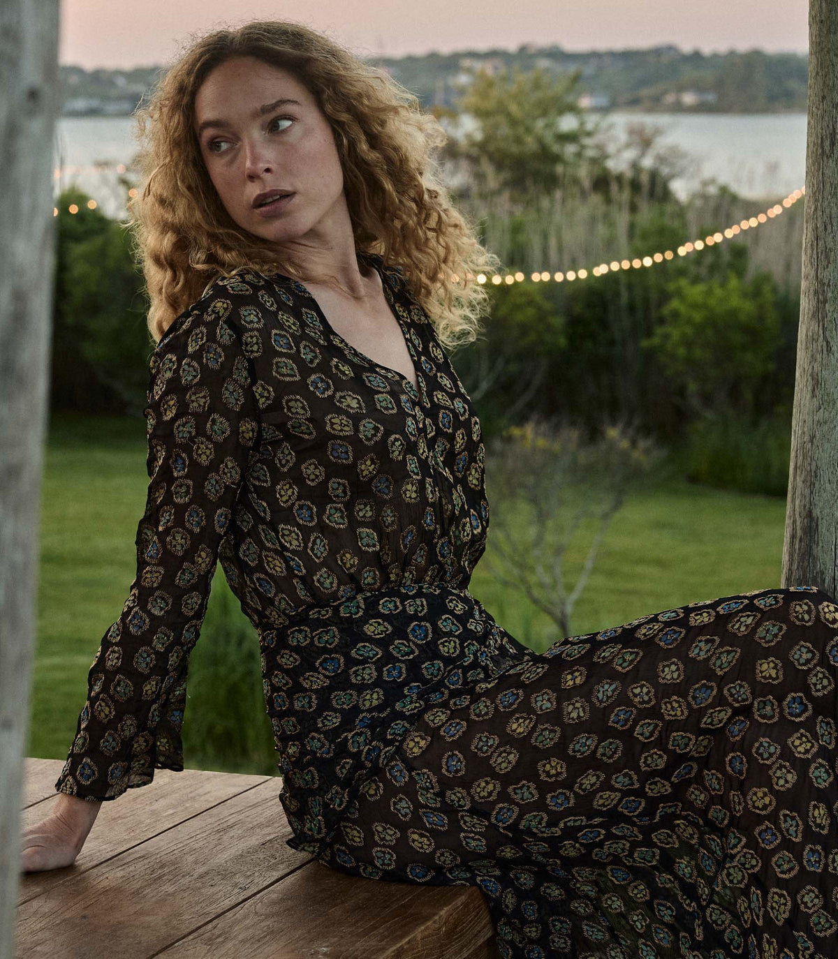 DÔEN Heirloom Monique Chiffon Dress – Joni Floral | Gold Detail