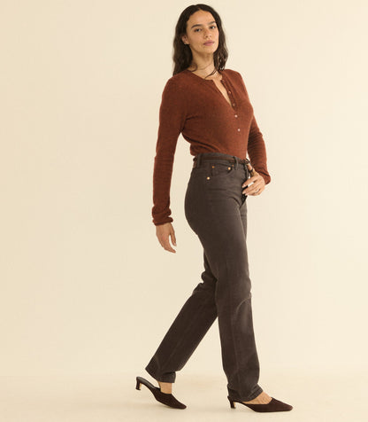Ondine Jean – Equestrian Brown Wash | Slim Straight Denim