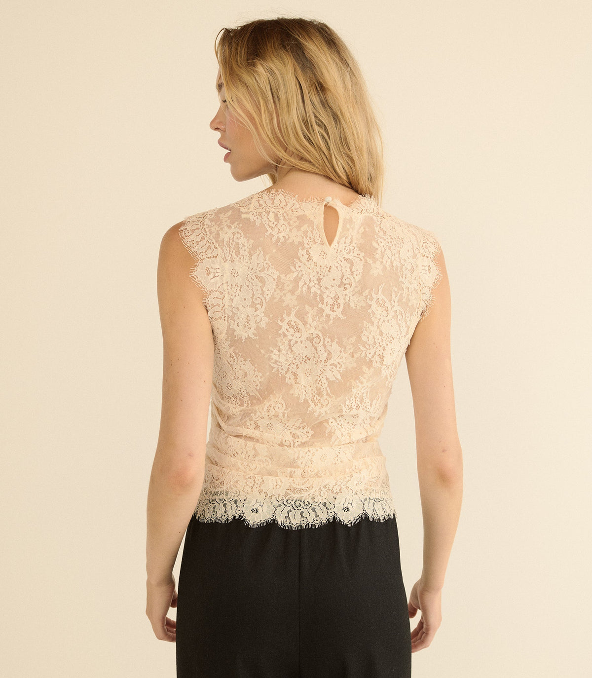 Nailah Floral Lace Sleeveless Top – Candlelight | V-Neckline